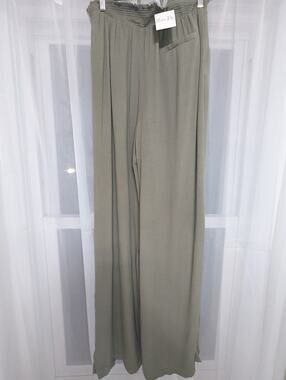 Madison Riley Wide-Leg Pants - NWT - Size L